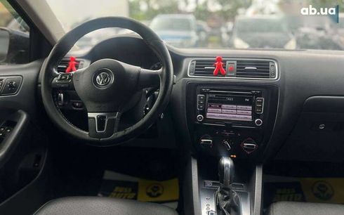 Volkswagen Jetta 2010 - фото 16