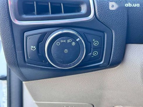 Ford Focus 2013 - фото 16