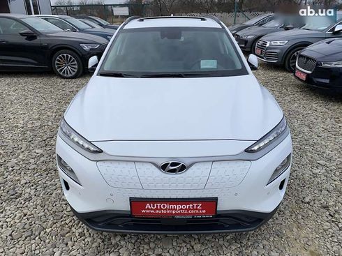 Hyundai Kona Electric 2020 - фото 24