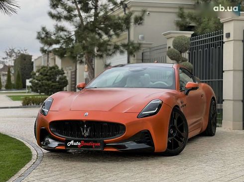 Maserati GranTurismo 2024 - фото 4