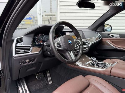 BMW X7 2021 - фото 18