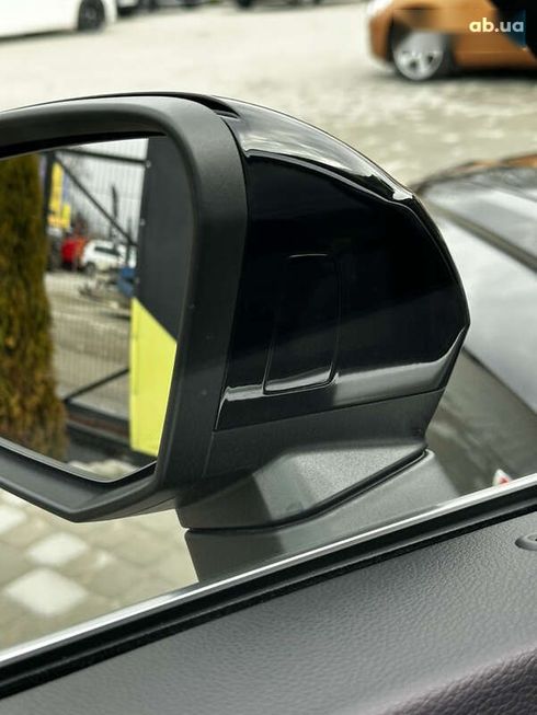 Audi Q3 2019 - фото 9