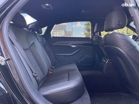 Audi A8 2021 - фото 16