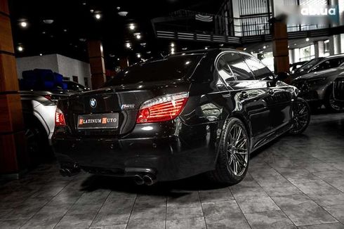 BMW M5 2006 - фото 6