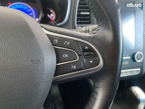 Renault Megane 2017 - фото 11