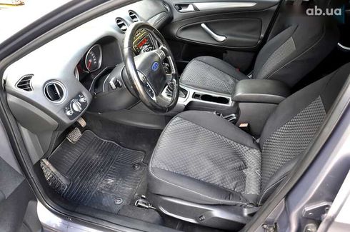 Ford Mondeo 2011 - фото 13