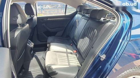 Skoda Superb 2021 - фото 10