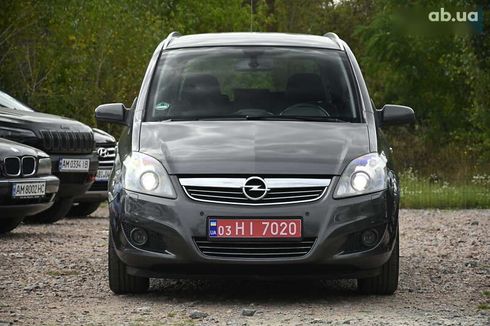 Opel Zafira 2009 - фото 4