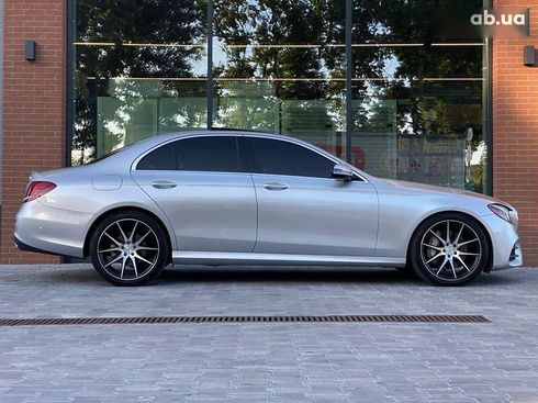 Mercedes-Benz E-Класс 2018 - фото 10