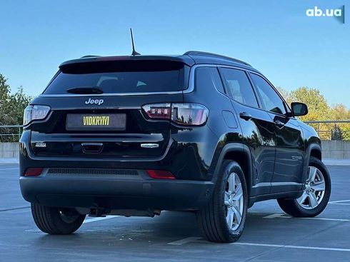 Jeep Compass 2022 - фото 14