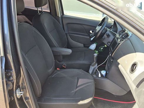 Renault Logan 2021 - фото 11