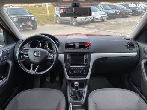 Skoda Yeti 2014 красный - фото 25