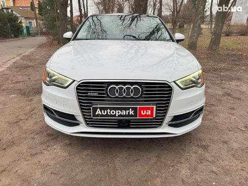 Audi A3 2016 белый - фото 2