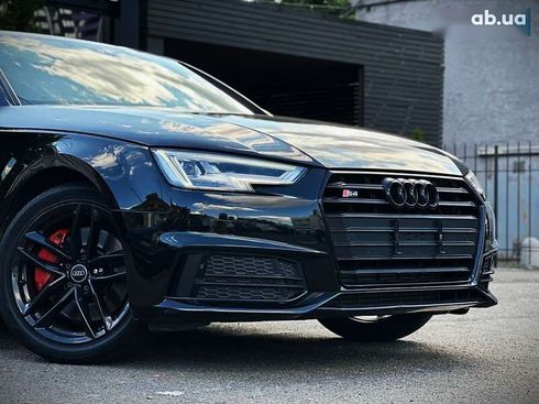 Audi A4 2016 - фото 8