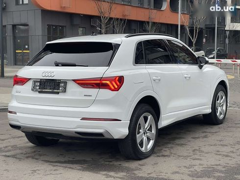 Audi Q3 2019 - фото 14