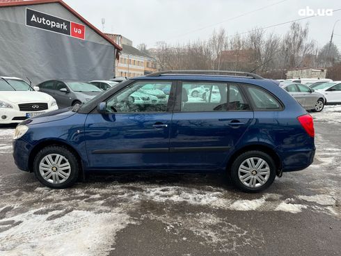 Skoda Fabia 2009 синий - фото 11