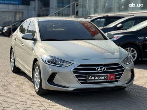 Hyundai Elantra 2018 бежевый - фото 3