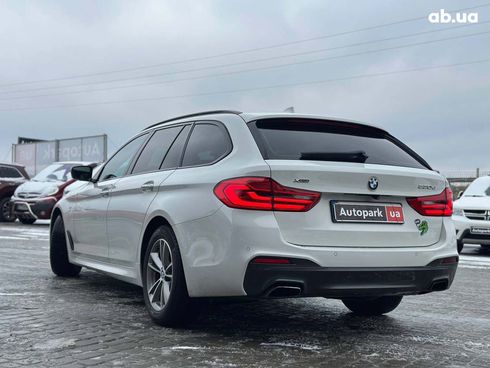 BMW 5 серия 2017 белый - фото 9