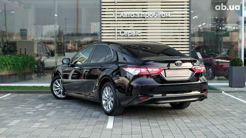 Toyota Camry 2019 - фото 4