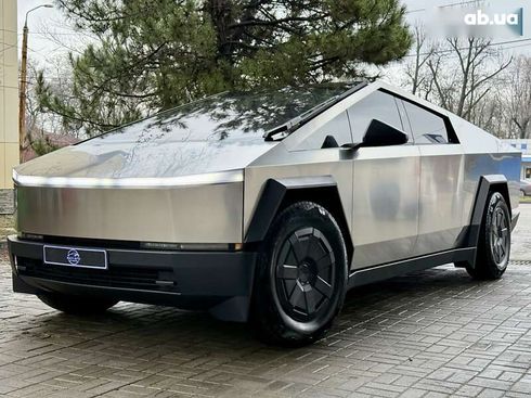 Tesla Cybertruck 2024 - фото 3