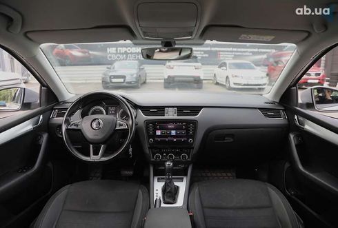 Skoda Octavia 2018 - фото 10