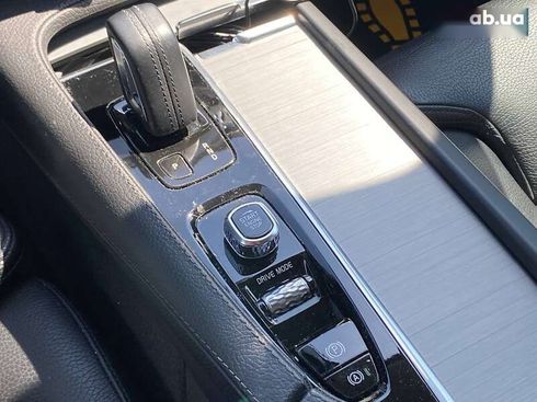 Volvo XC90 2021 - фото 21