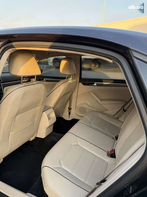 Volkswagen Passat 2018 - фото 20