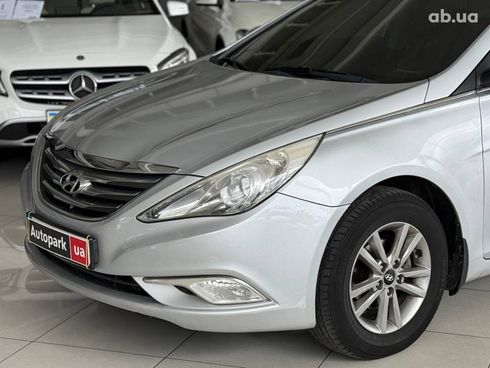 Hyundai Sonata 2014 серый - фото 4