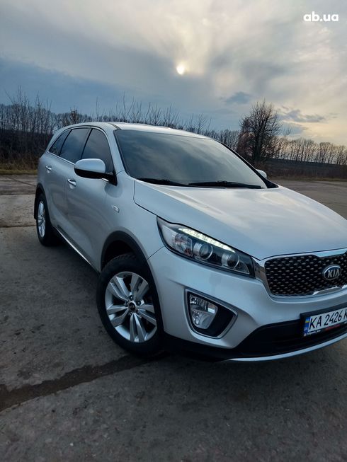 Kia Sorento 2017 серый - фото 22