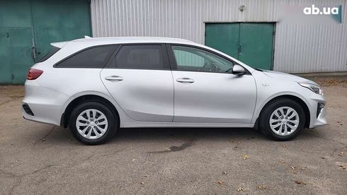 Kia Cee'd 2021 - фото 16