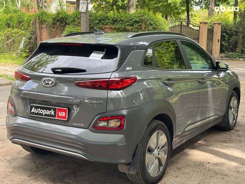 Hyundai Kona Electric 2020 серый - фото 7