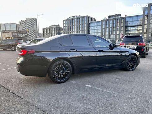 BMW 5 серия 2021 - фото 8