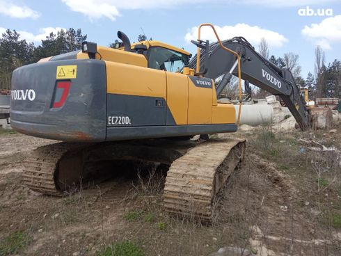 Volvo EC 220 DL 2019 - фото 2