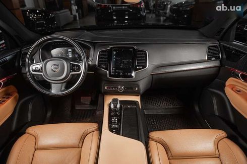 Volvo XC90 2021 - фото 27
