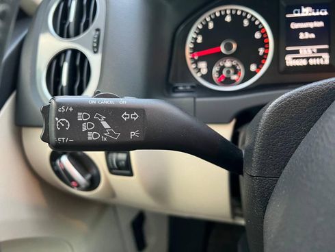 Volkswagen Tiguan 2016 синий - фото 26
