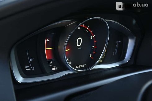 Volvo XC60 2017 - фото 22