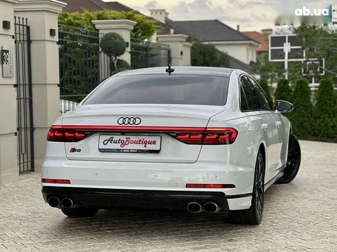 Audi S8 2020 - фото 19