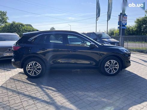 Ford Escape 2020 - фото 3