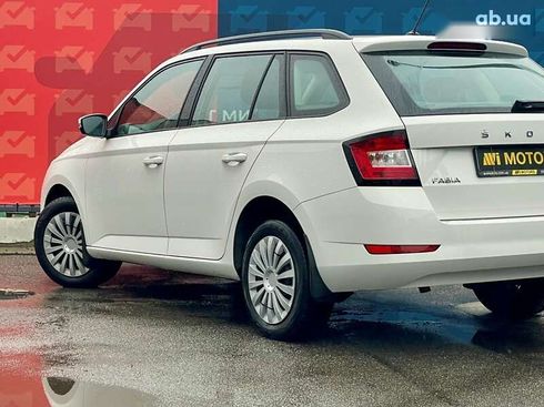 Skoda Fabia 2021 - фото 14