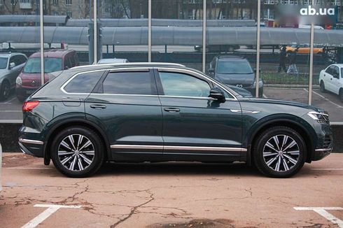 Volkswagen Touareg 2019 - фото 2