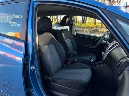 Kia Venga 2010 - фото 14