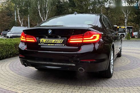 BMW 5 серия 2017 - фото 7