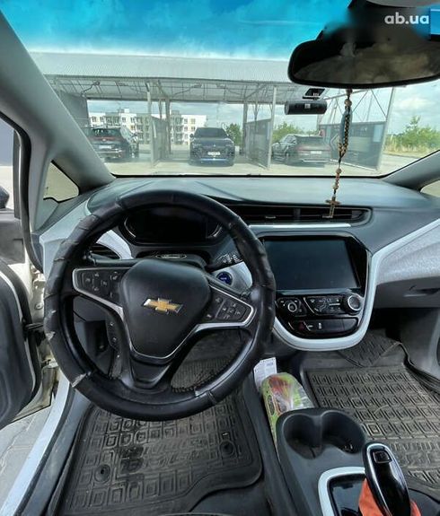 Chevrolet Bolt 2017 - фото 12