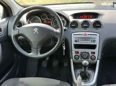 Peugeot 308 2011 - фото 26