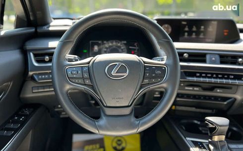 Lexus UX 2021 - фото 16