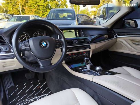 BMW 5 серия 2014 - фото 14