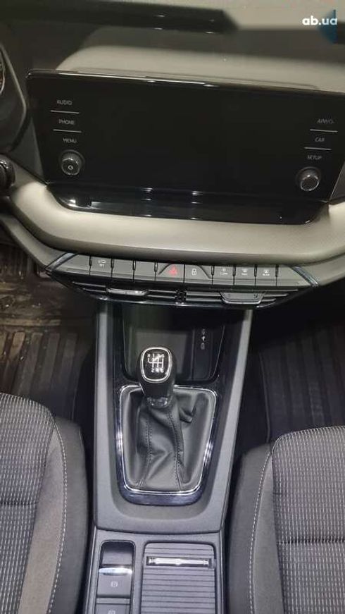 Skoda Octavia 2021 - фото 13
