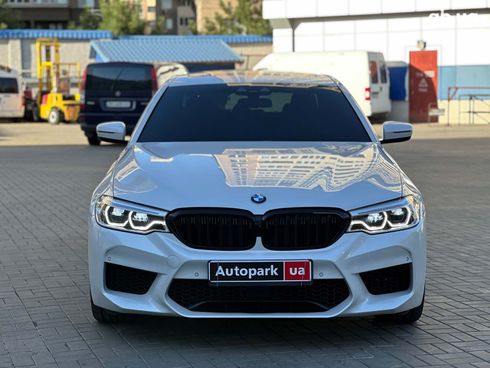 BMW 5 серия 2018 белый - фото 4