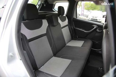 Renault Duster 2016 - фото 9