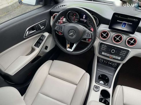 Mercedes-Benz CLA-Класс 2019 - фото 25